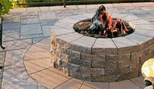 Outdoor fireplace with stone pavers